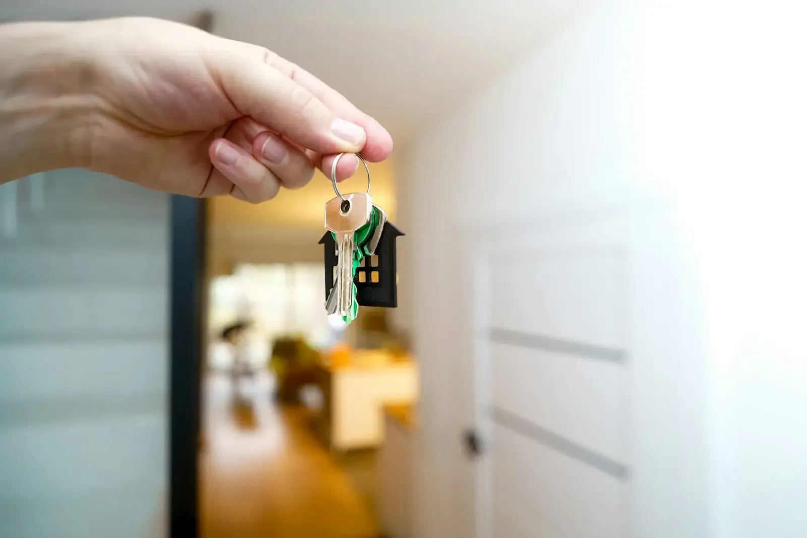 House keys at a front door